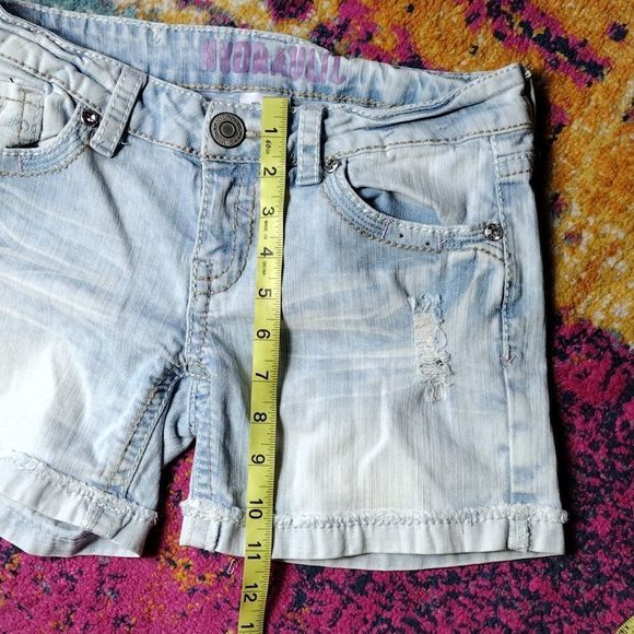 Hydraulic Light Washed Distressed Cuffed Bottom Shorts - Picture 15 of 16